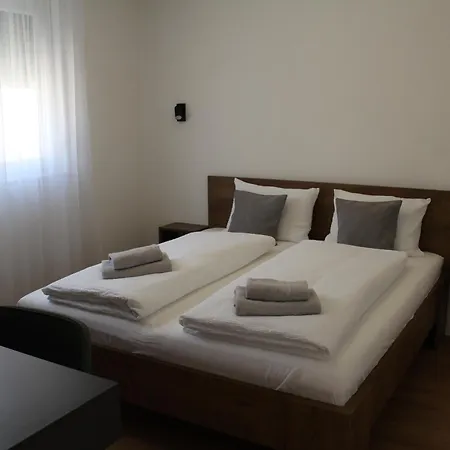 Middle Street Apartment *