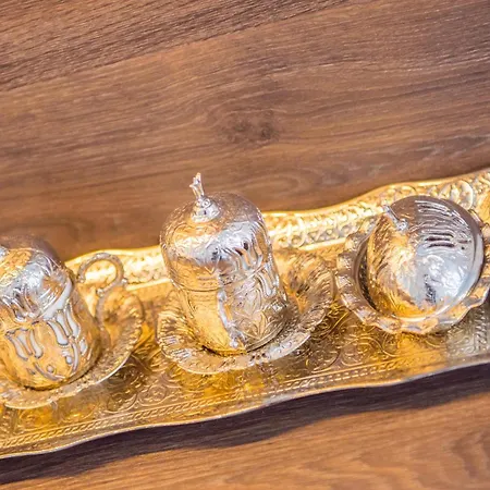 Middle Street 公寓