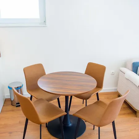 Middle Street 公寓 *