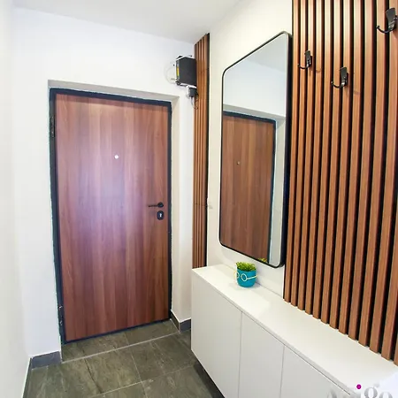 Middle Street Daire Mostar