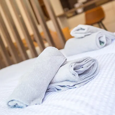 Daire Middle Street *