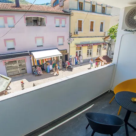 Middle Street Apartment